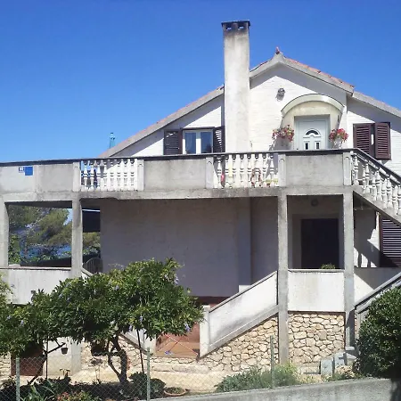 4 Apartament