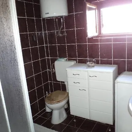 4 Appartement *